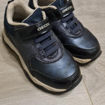 Кроссовки Geox 28