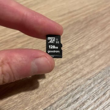 Карта памяти MicroSD 128Gb Class 10