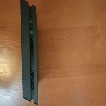 Playstation 4 slim 1tb hdd + gta 5