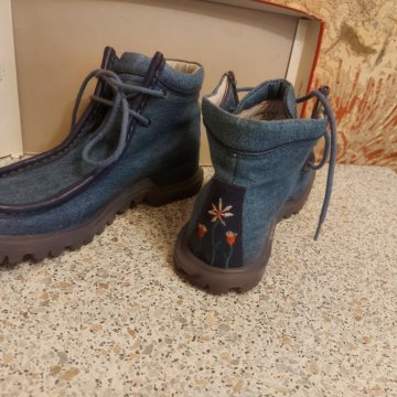 Ботинки женские