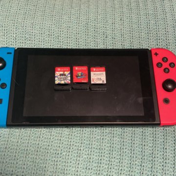 Нинтендо свич + 3 игры