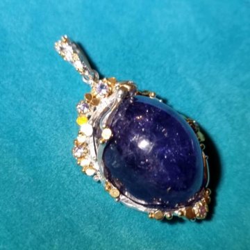 Кулон: Танзанит 65 карат.925.2 тона золота