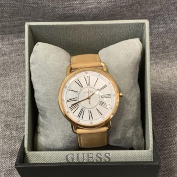 Часы Guess