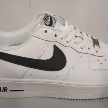 Кроссовки женские Nike Air Force