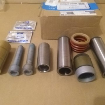 Ремкомплект суппорта ивеко. Ремкомплект суппортов даф. Ремкомплект суппортов даф. Рмк суппорта ивеко еврокарго. Ремкомплект направляющих суппорта кнорр sn7.