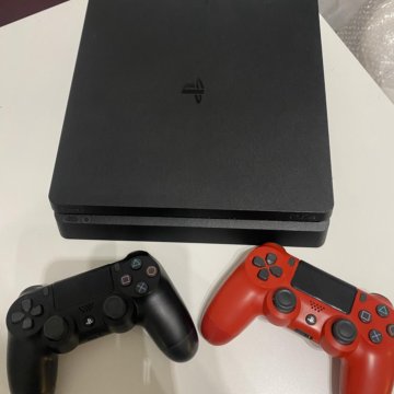 Sony PlayStation 4 Slim 500GB, 2 джойстика, игры