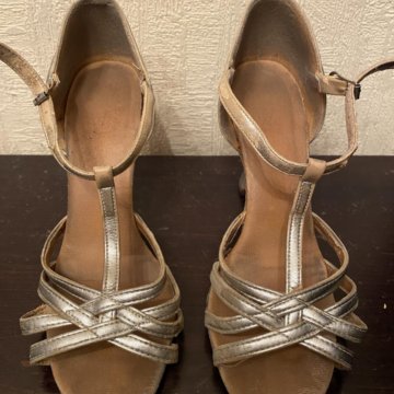 Туфли танцевальные International