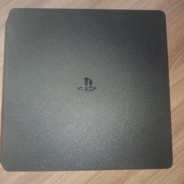 PlayStation 4 slim 1tb