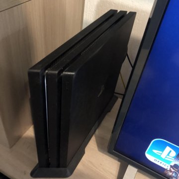 PlayStation 4 pro 1tb