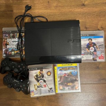 Sony Play Station 3 с комплектом игр