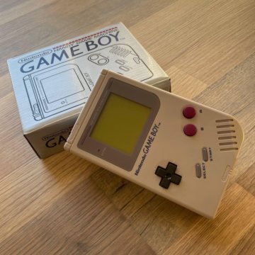 Nintendo Game Boy DMG-01 (1989 год, Япония)