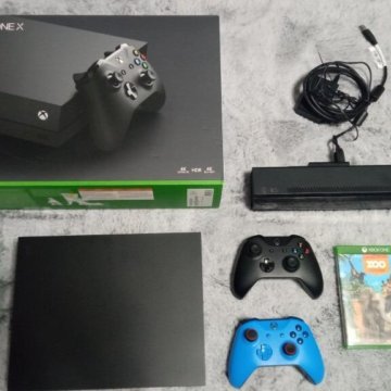Xbox one x, Kinect, геймпада 2x около 500 игр.