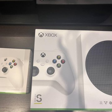 Xbox series s + геймпад