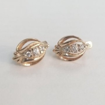 Золотые серьги