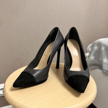 Туфли на каблуке Carlo Pazolini