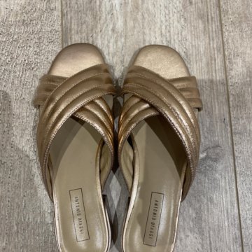Шлепки женские
