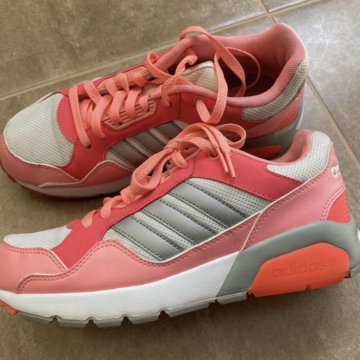 Adidas оригинал кроссовки 38