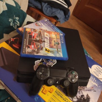 Sony playstation 4 slim