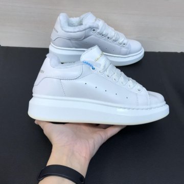 Кроссовки Alexander McQueen зимние белые