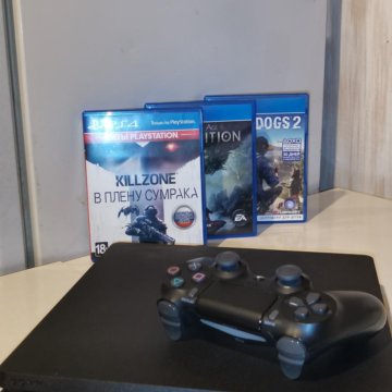 Sony PlayStation 4 slim