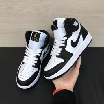 Кроссовки Nike Air Jordan зимние черно-белые