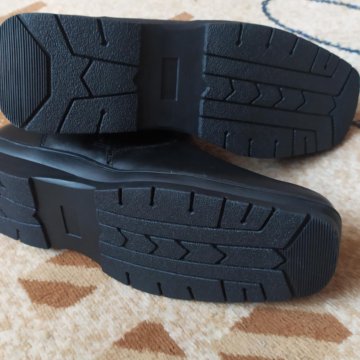 Полусапожки женские. 40р. Зимние новые.