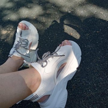 Босоножки женские