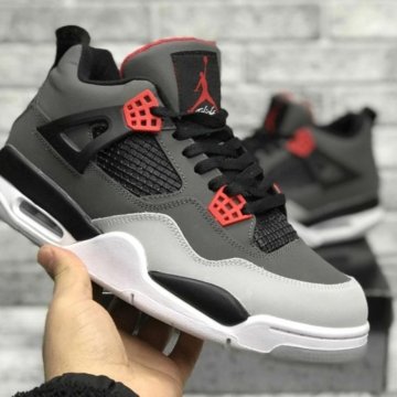 Новые кроссовки Nike air Jordan 4 (36-40)