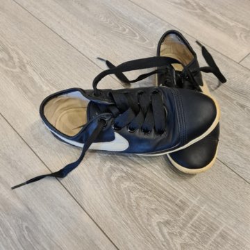 Кожаные кеды Nike