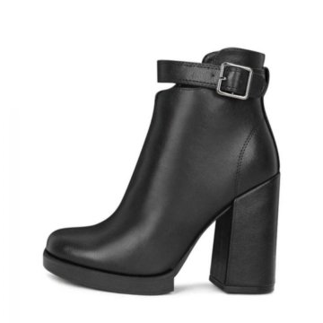 Ботинки женские.