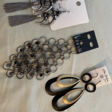 Бижутерия,серьги