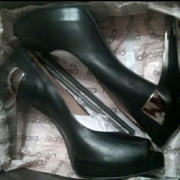 Чёрные туфли RiaRosa 39