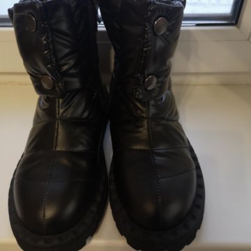 Сапоги новые зимние дутики