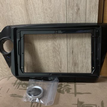 Рамка для 2din магнитолы в 10” на Kia Rio 3