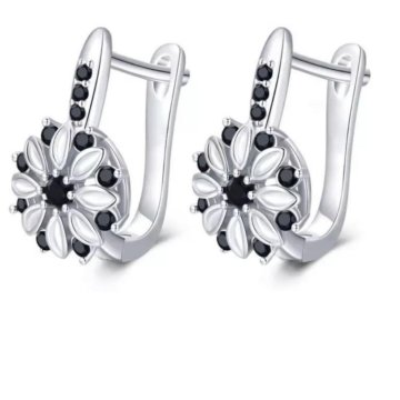 Серебряные серьги новые