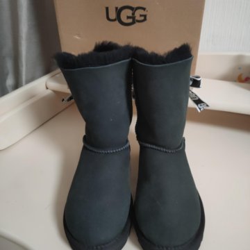 Ugg новые натуральные 36
