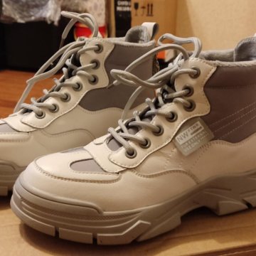 Ботинки 36 р