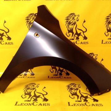 Крыло правое Skoda Rapid с отверстием