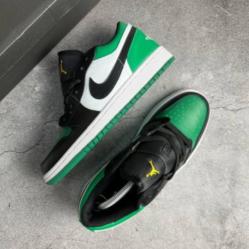 Air Jordan 1 Low Green Toe
