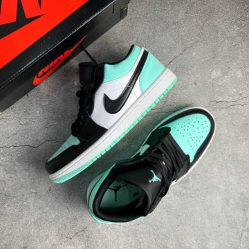 Air Jordan 1 Low Emerald Toe