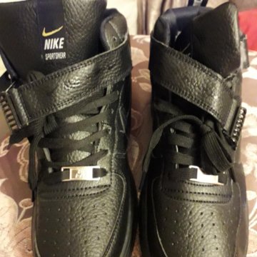 Зимние кроссовки унисекс