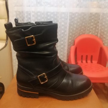 Зимние ботинки