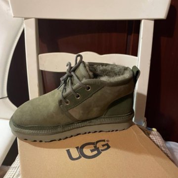 Ботинки, уги фирмы UGG