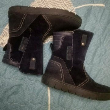 Ботинки женские новые замша зима р.38 Италия
