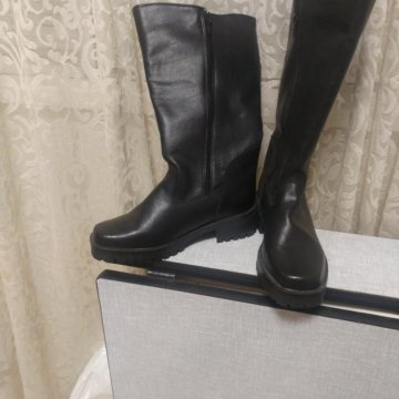 Сапоги женские