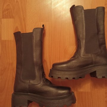 Новые высокие ботинки полусапожки кожа