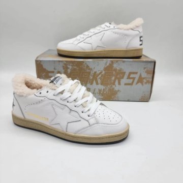 Кроссовки Golden Goose????