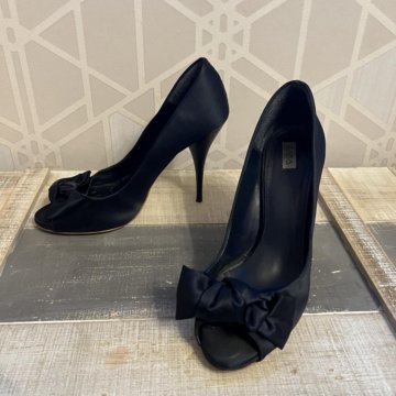 Синие туфли-лодочки Zara