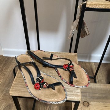 Босоножки mascotte 35