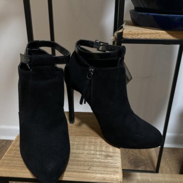 Ботильоны Stradivarius 36